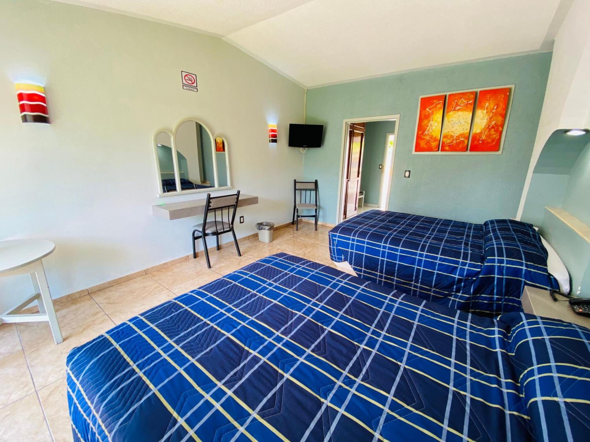 La Cascada Hotel 3*